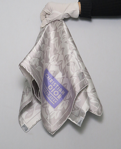 Dior Croisiere 2016 Leaf Scarf, front view