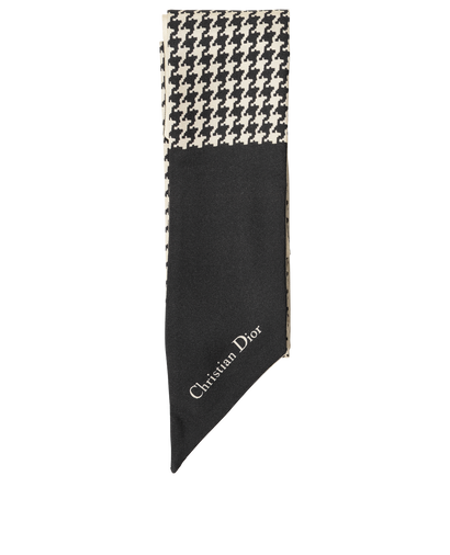 Chirstian Dior 30 Montaigne Mitzah, front view