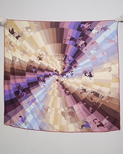 送料込み【HERMES】エルメス GALOP CHROMATIQUE SILK SCARF Hermès Silk Scarf Carre 