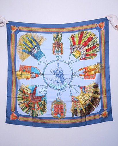 Hermes Presentation de Chevaux scarf, front view