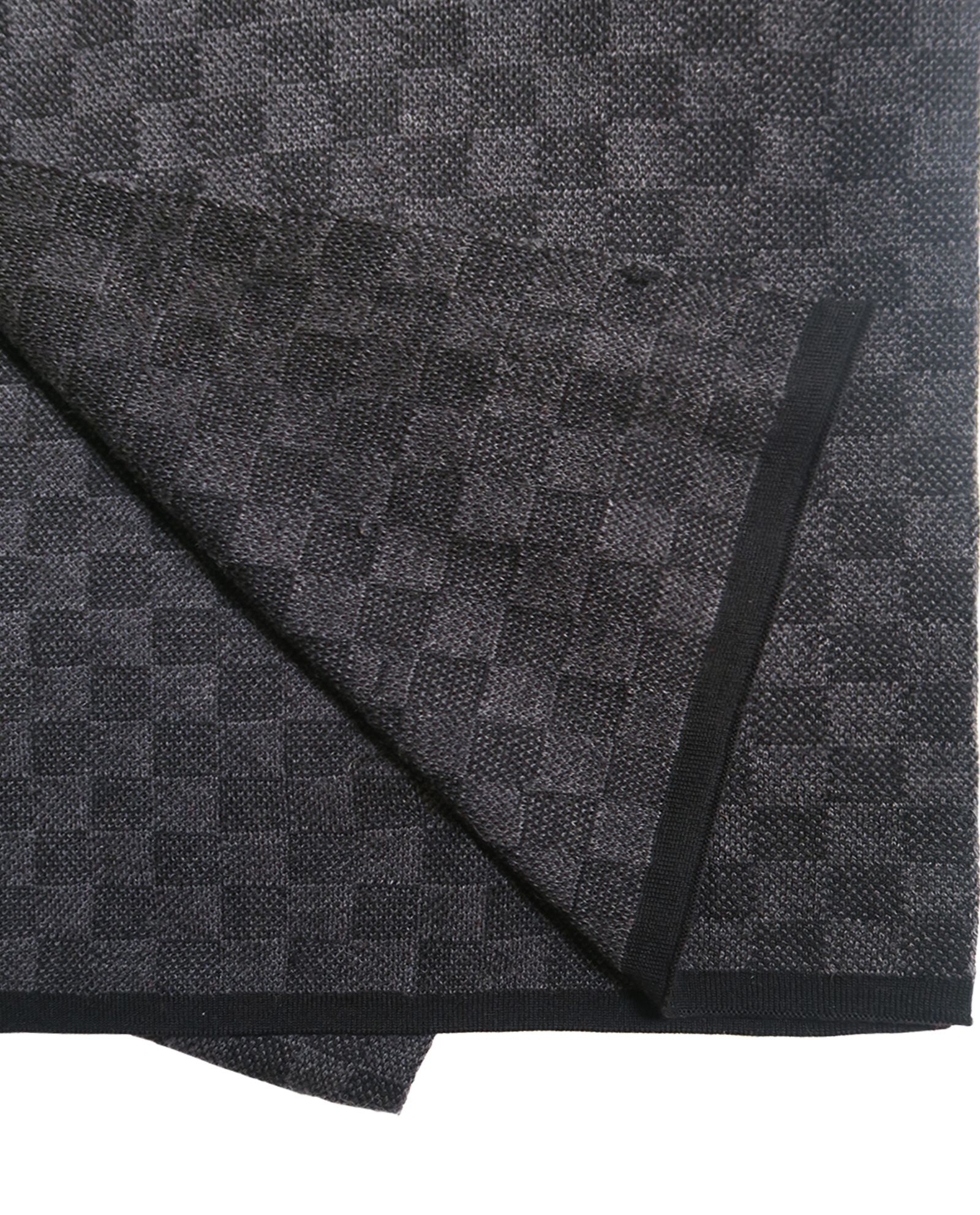 Lv damier scarf, in Oxford, Oxfordshire