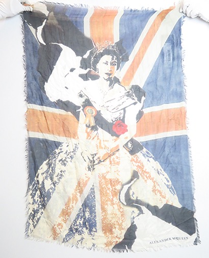 Alexander McQueen Queen Elizabeth Portrait Scarf, front view