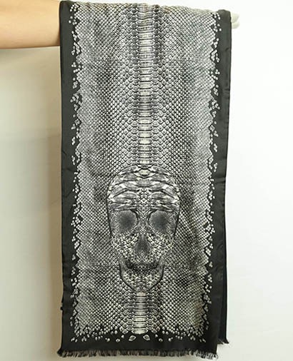Morphing Python Skull Scarf, front view