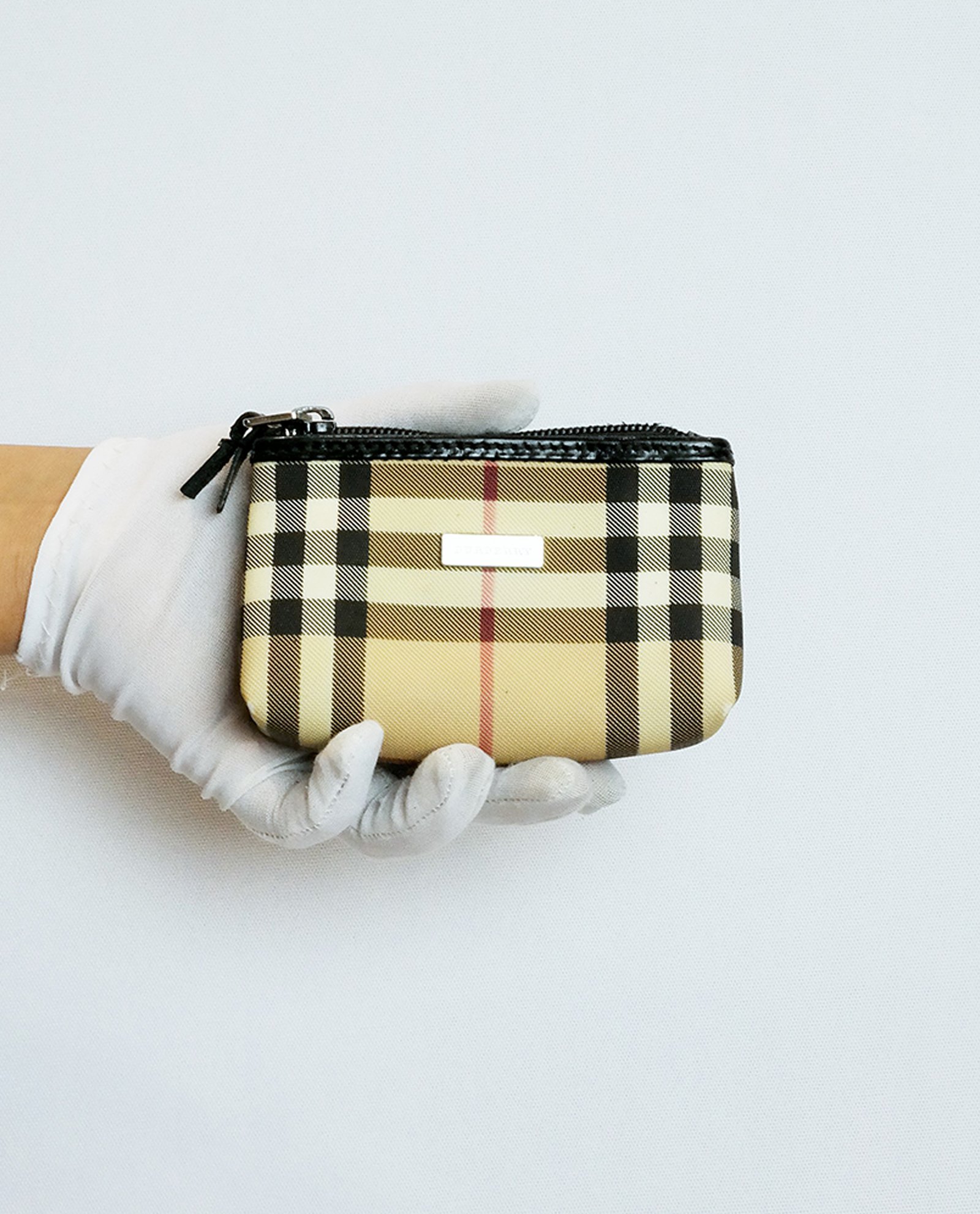 Burberry Coin Pouch, Small Leather Goods - Designer Exchange | Buy Sell  Exchange