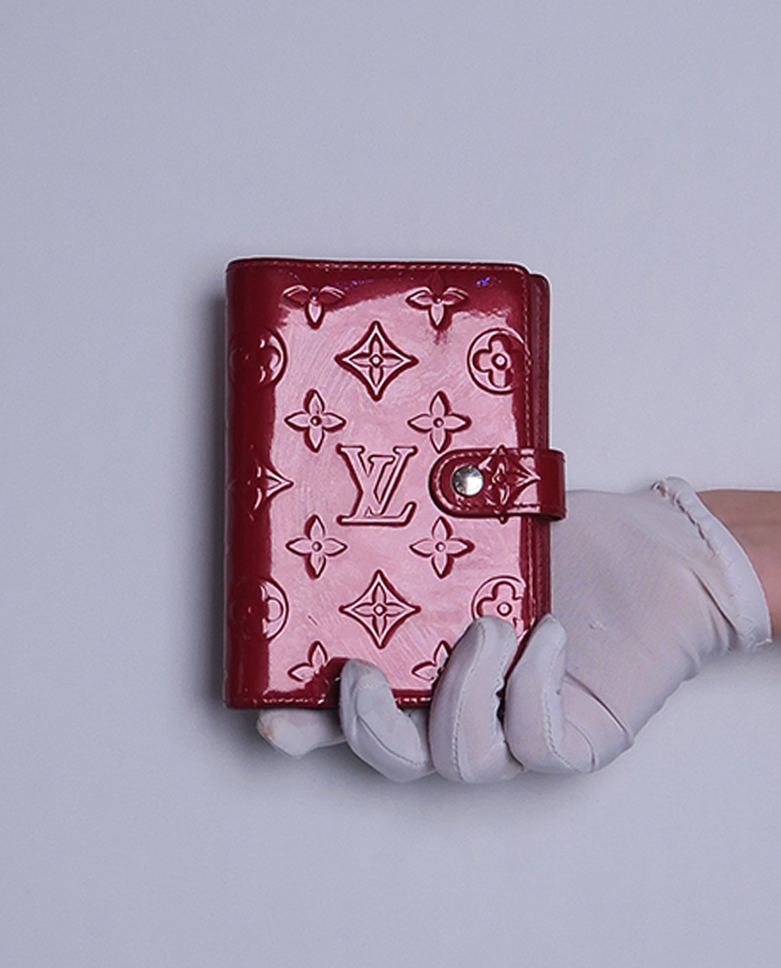Louis Vuitton Mini Agenda, Small Leather Goods - Designer Exchange
