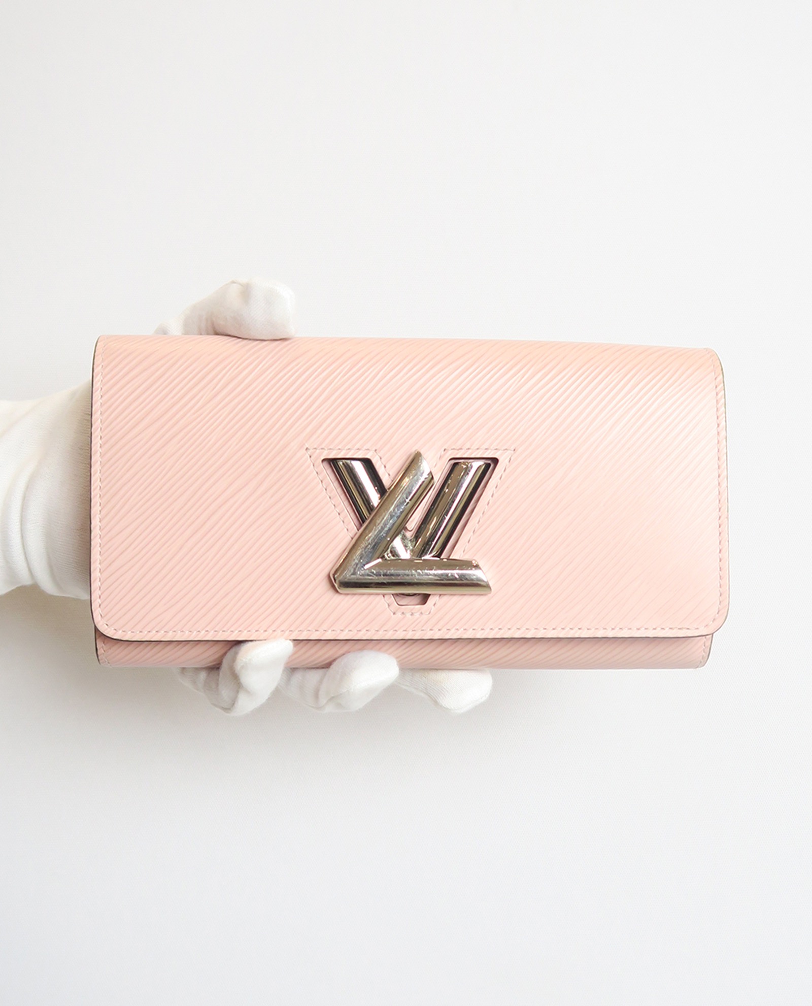 Shop Louis Vuitton TWIST Twist Wallet (M68309, M67510) by Cocona