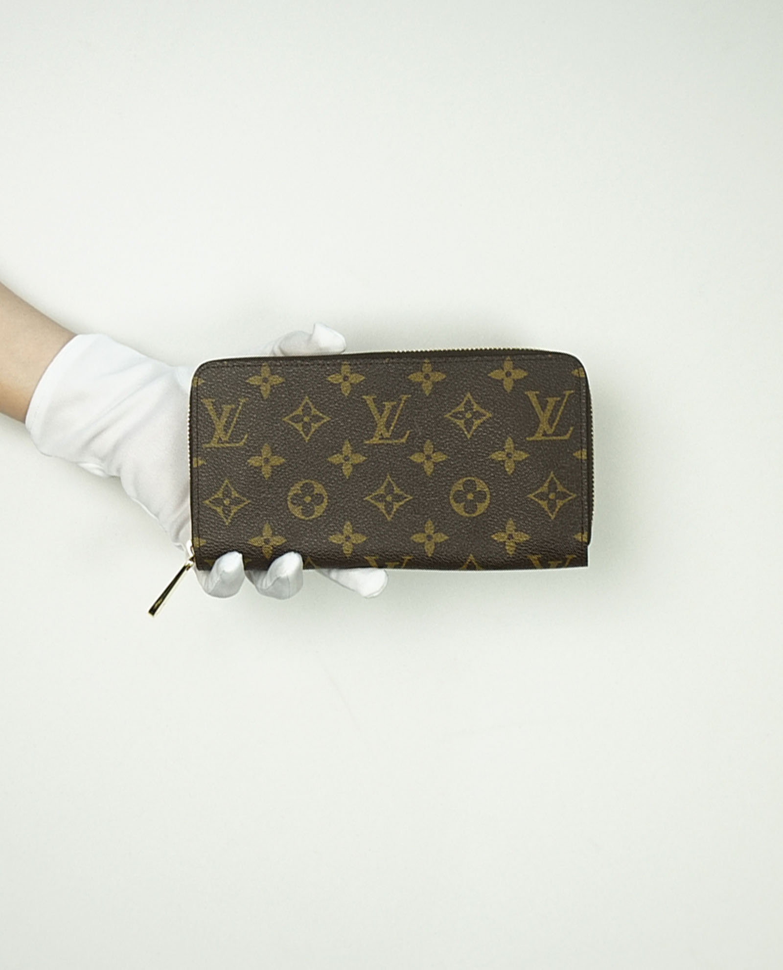 Louis vuitton Zip Around Wallet, Small Leather Goods - Designer Exchange
