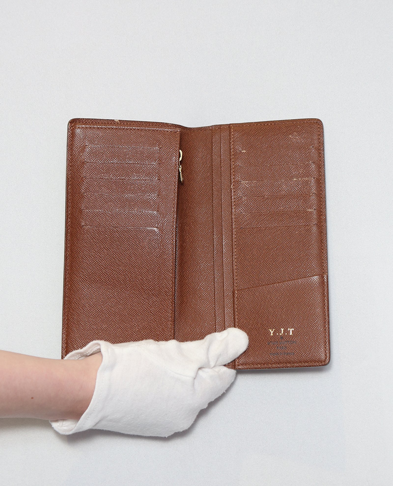 Louis Vuitton Checkbook Cover -  UK