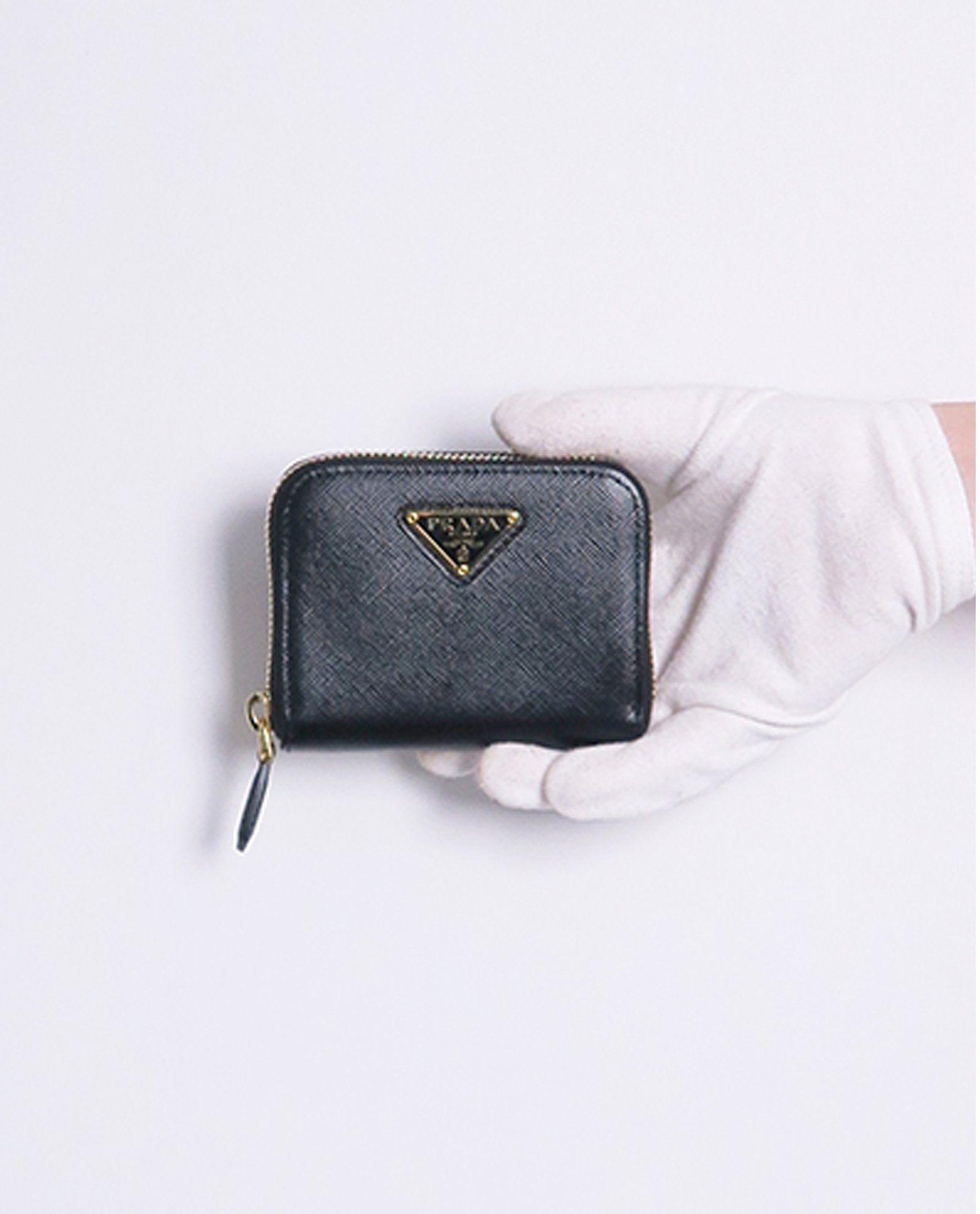 Prada Small Zip Around Wallet, Small Leather Goods - Designer Exchange |  Buy Sell Exchange
