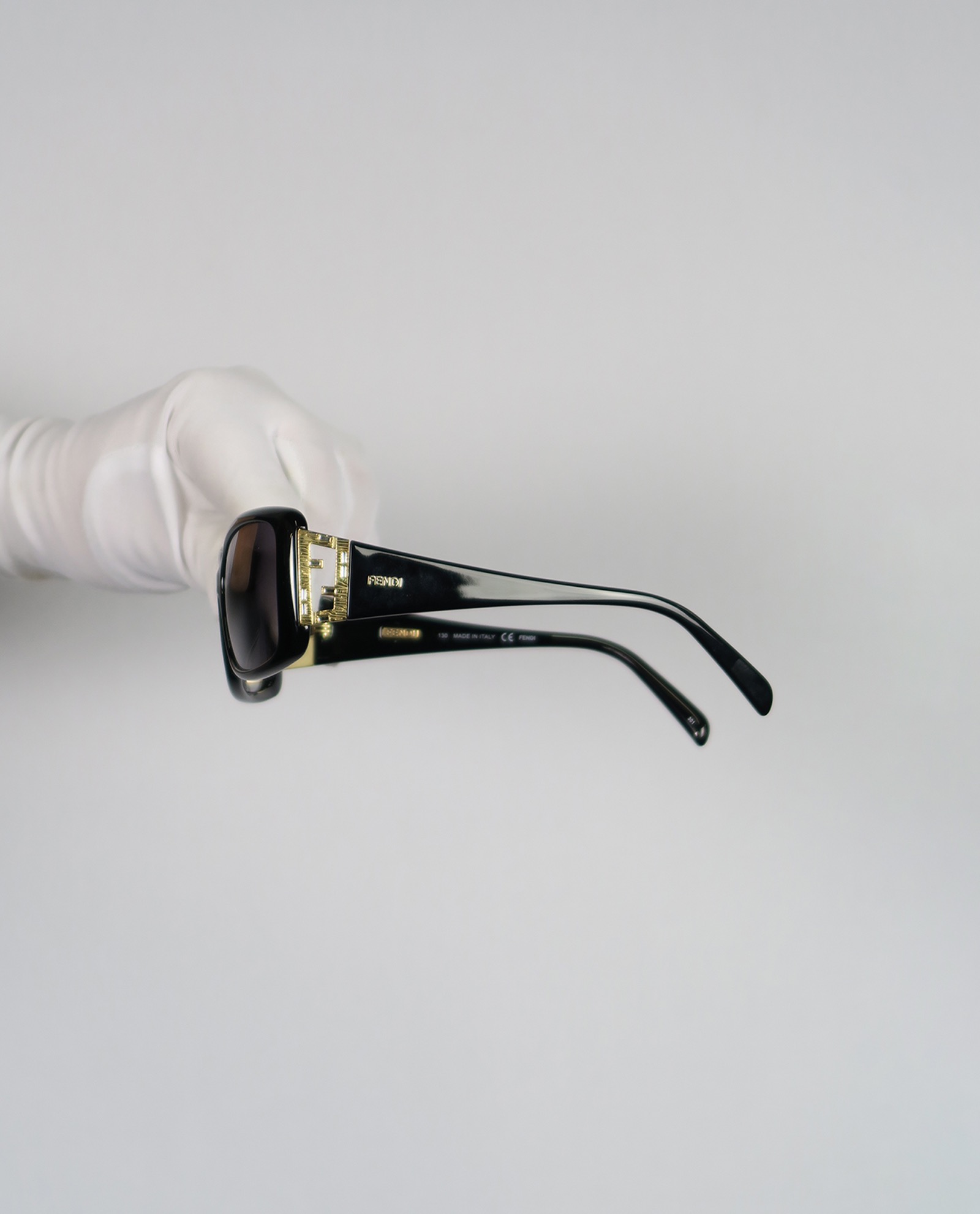 Fendi Sunglasses FS5338R, Sunglasses - Designer Exchange