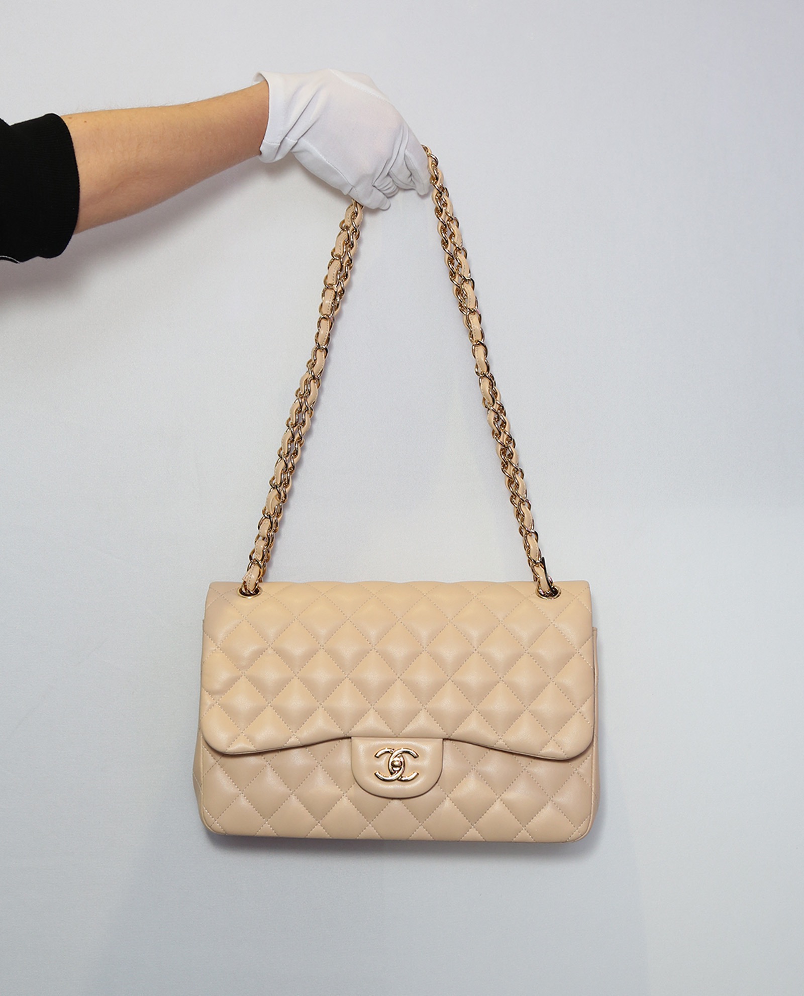 chanel large classic flap