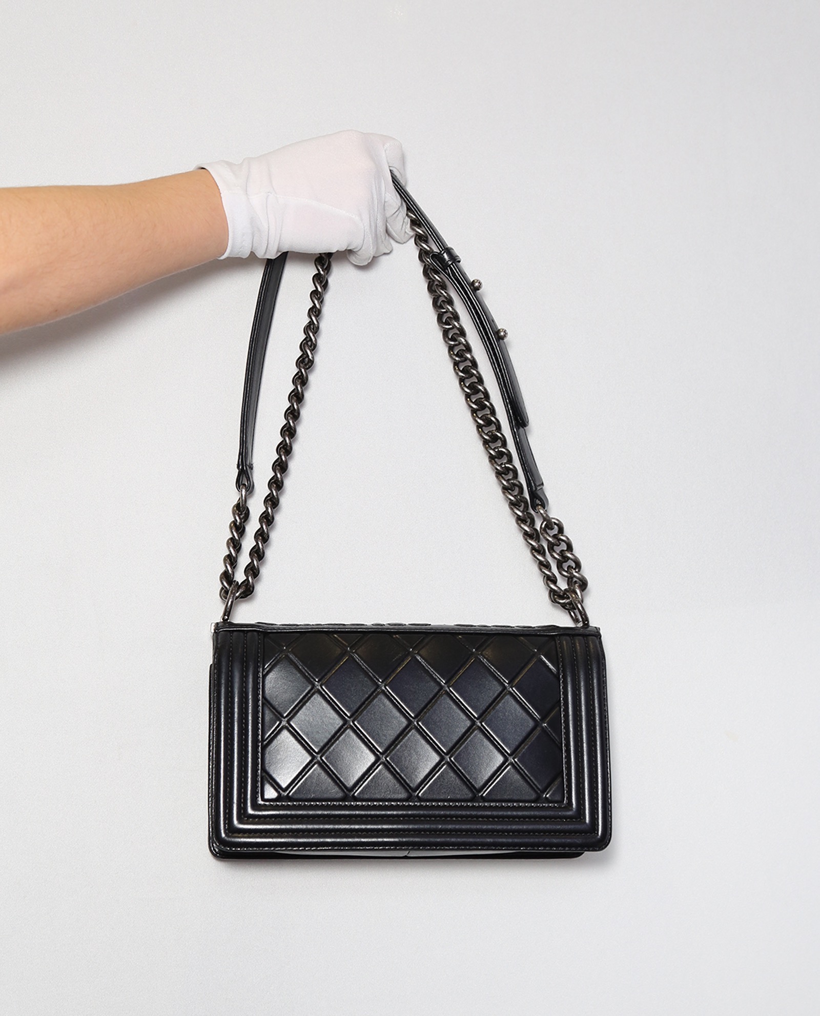 Why Chanel Bags Are Cheaper In Paris –