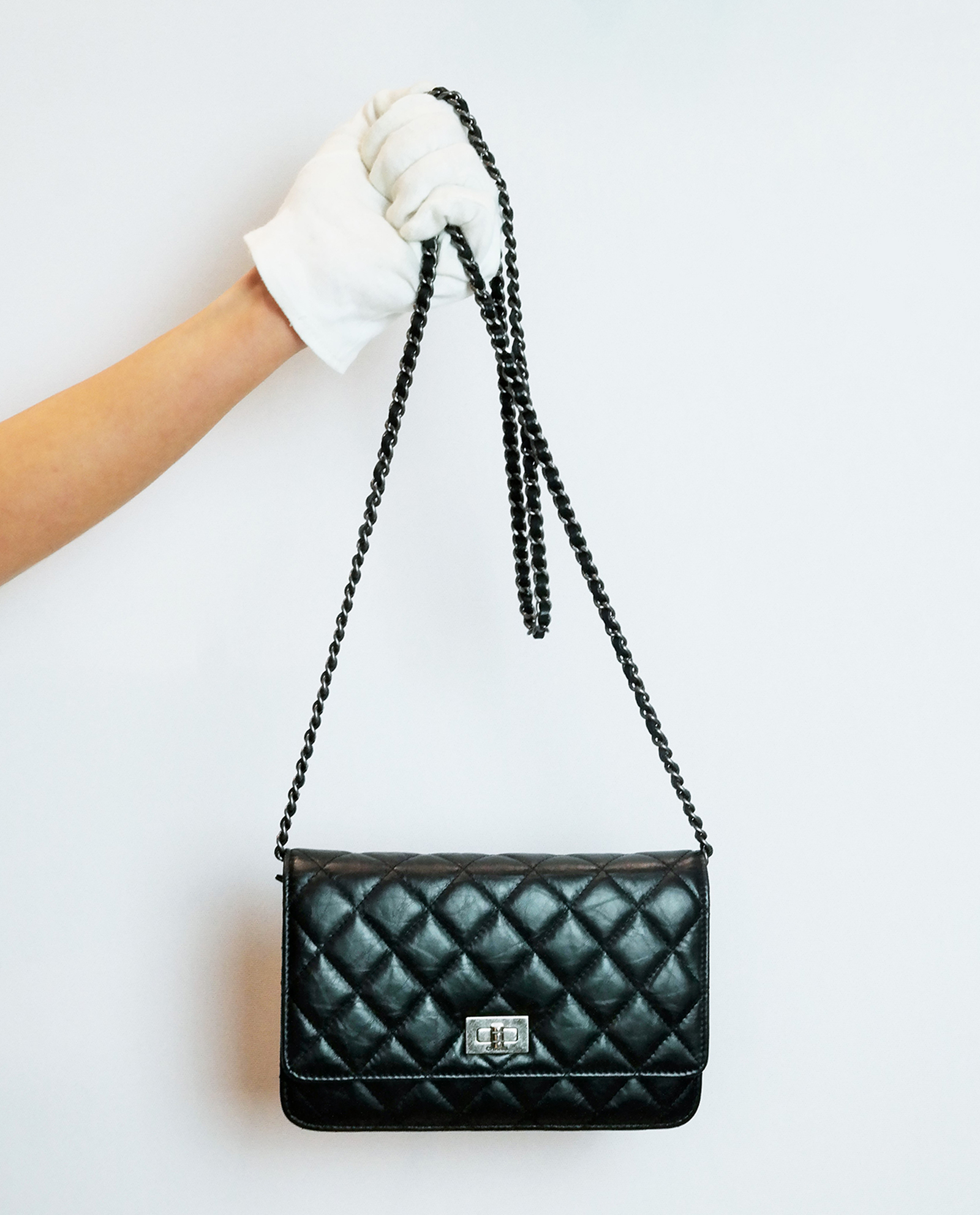 chanel purse small black