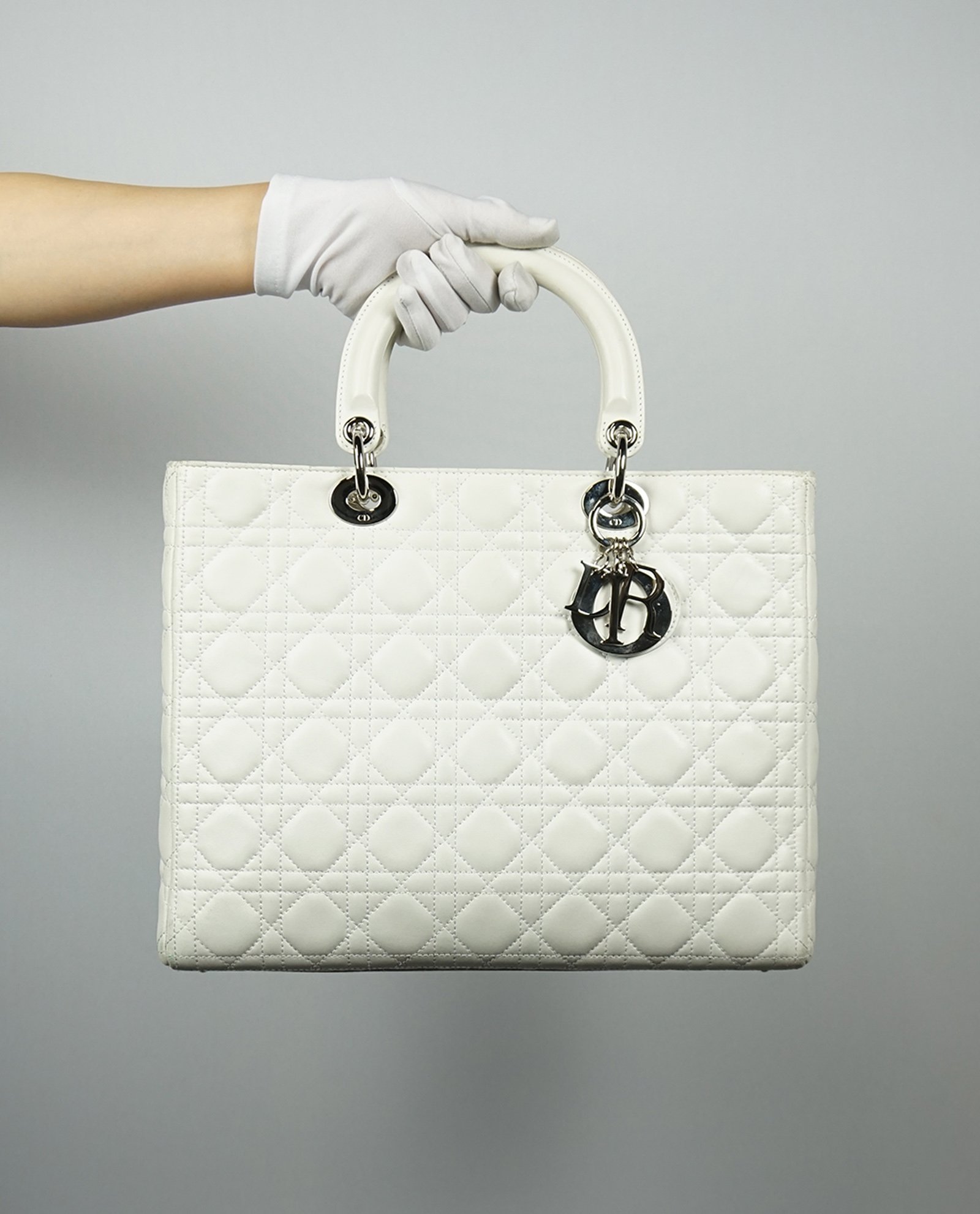 Lady Dior, Christian Dior Designer Exchange Buy Sell Exchange