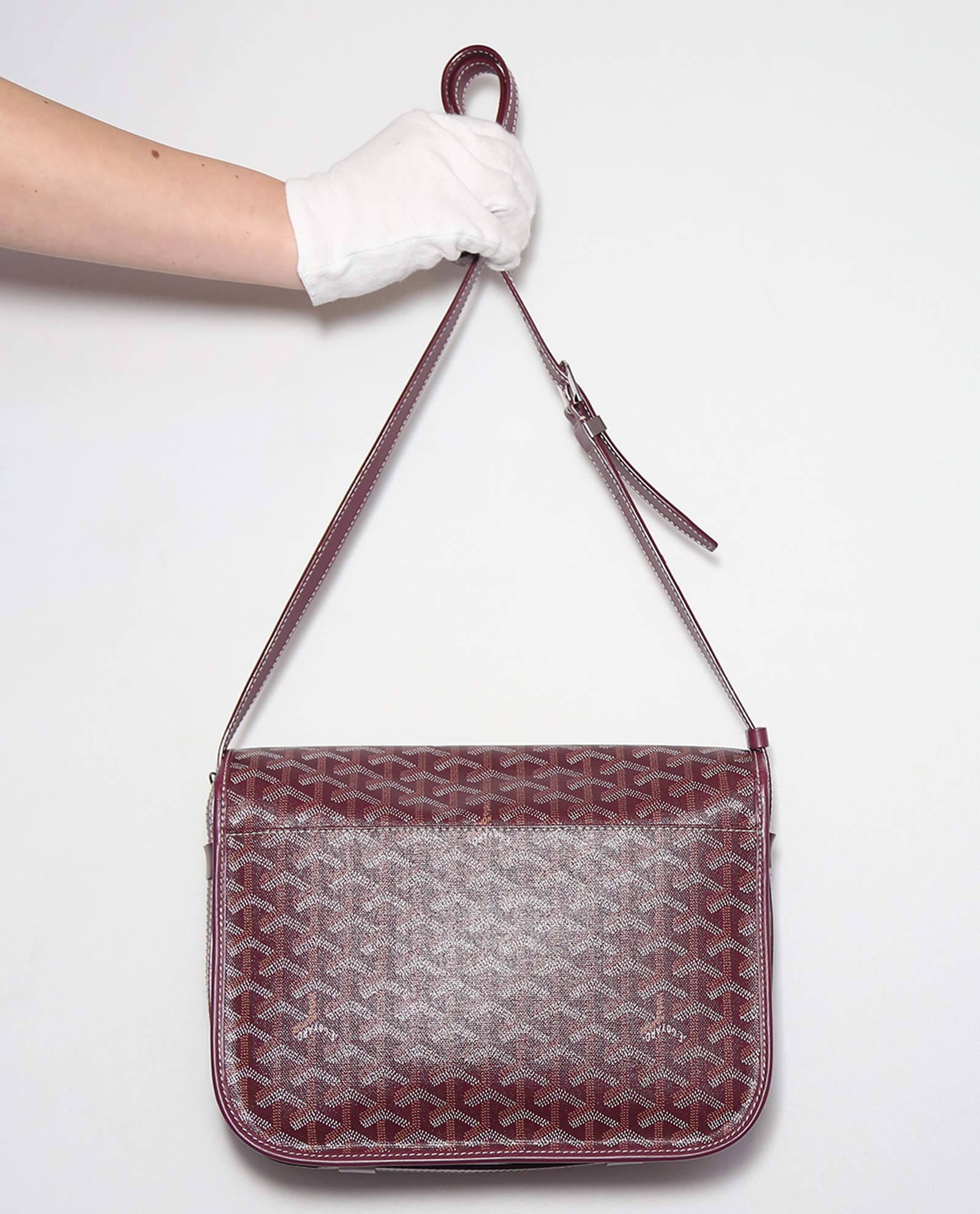 Goyard Red Chevron Belvedere MM Crossbody Messenger Leather ref.297530 -  Joli Closet