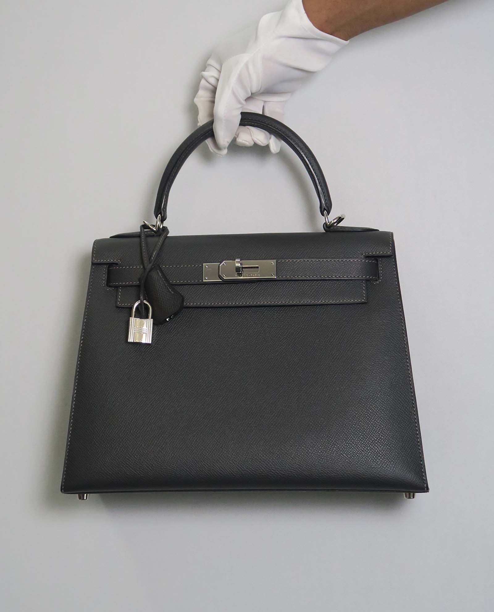 Kelly Sellier 28 Epsom in Etoupe, Hermès Designer Exchange Buy - Main Image