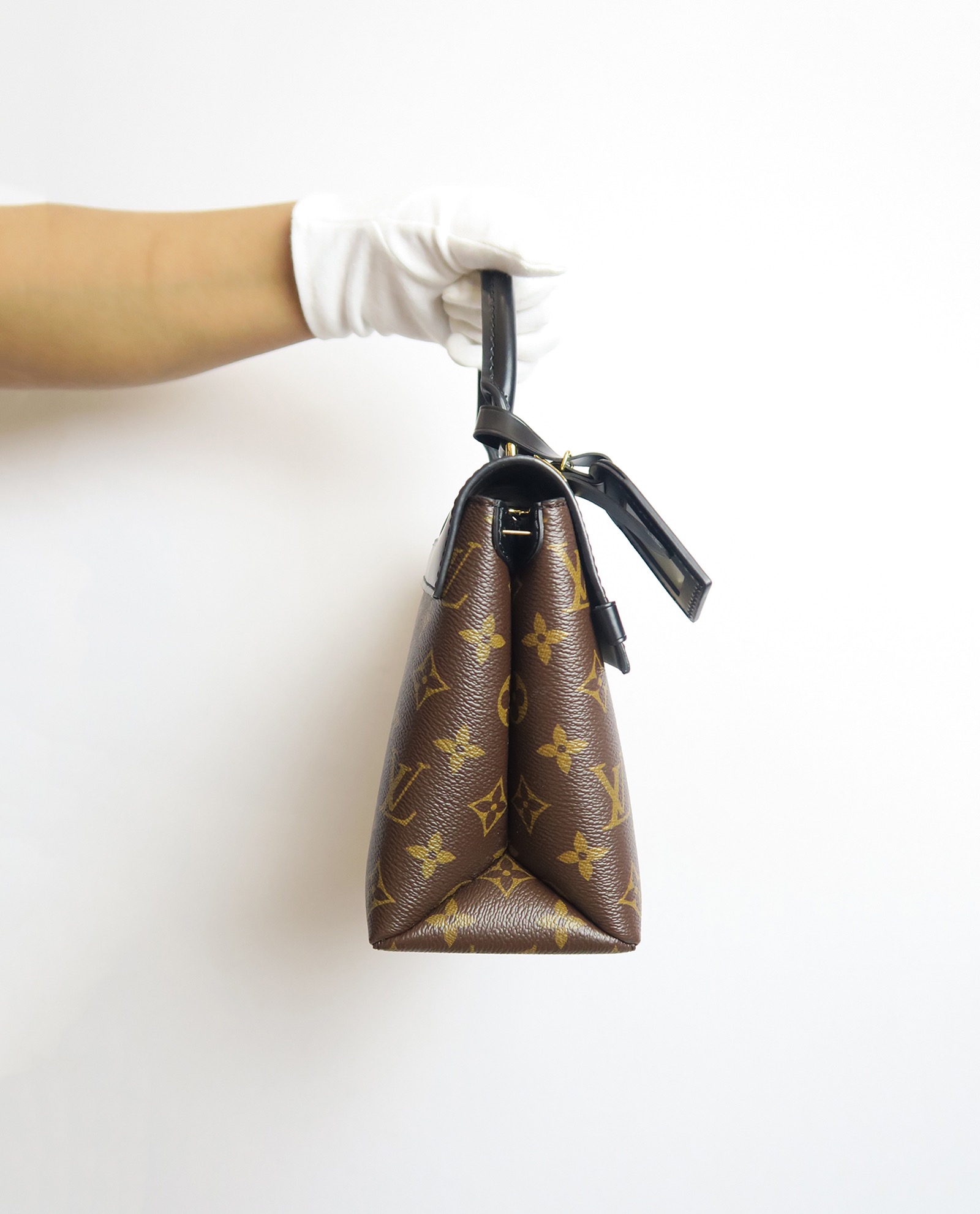 One Handle Flap Bag, Louis Vuitton - Designer Exchange