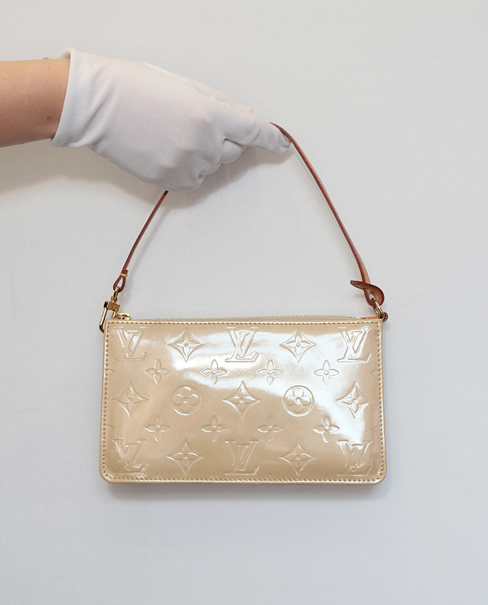 Louis Vuitton Lexington Pochette, Luxury, Bags & Wallets on Carousell