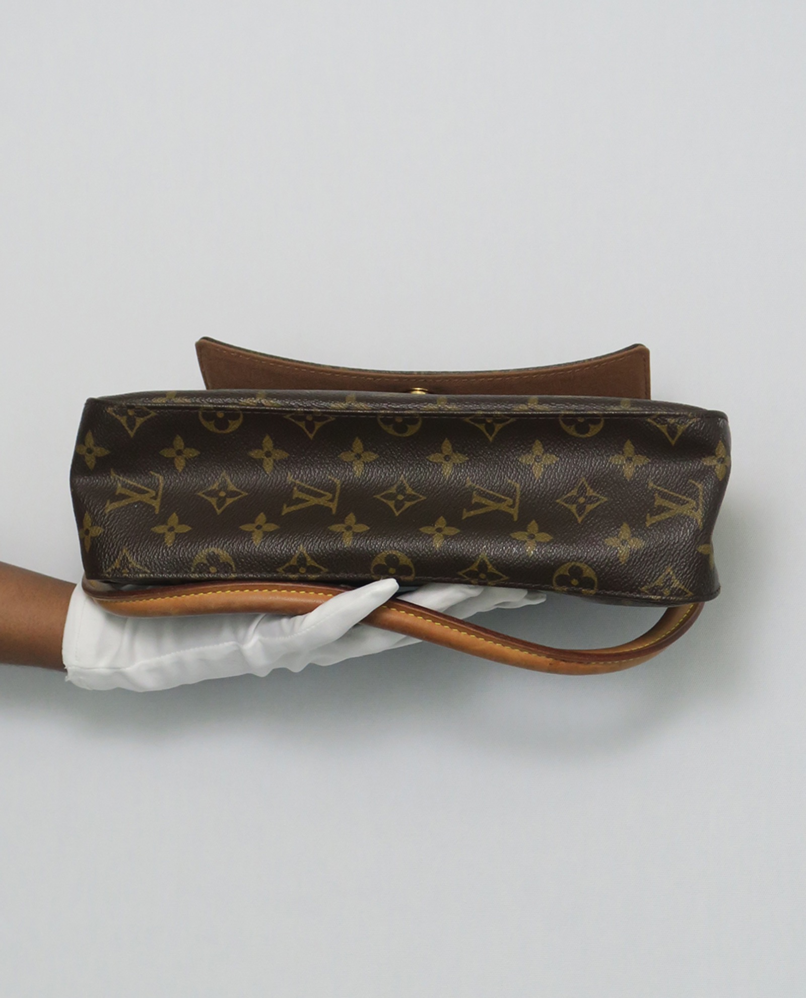 Louis Vuitton Looping PM – yourvintagelvoe