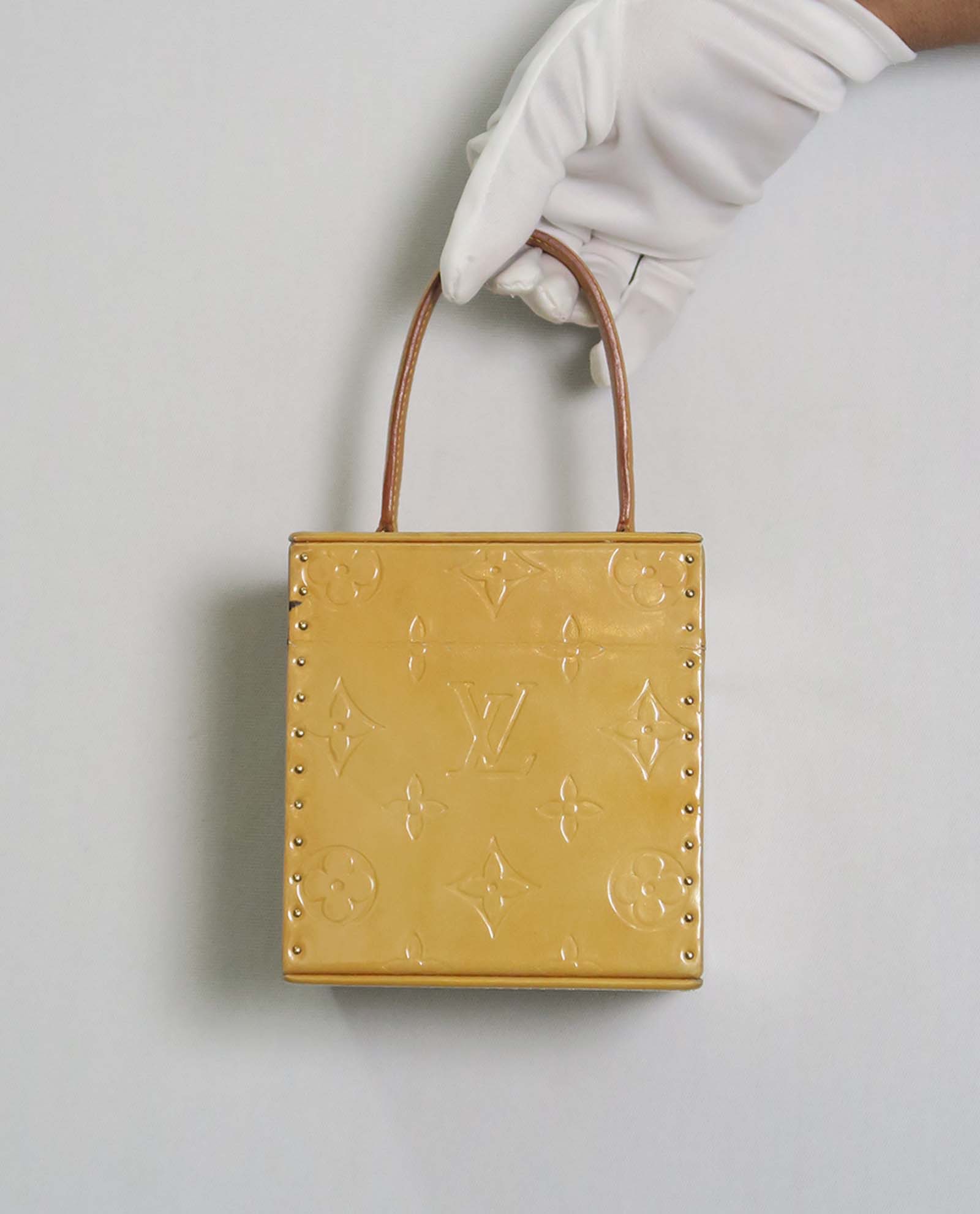 Louis Vuitton's New Bleecker Box Bag - BagAddicts Anonymous