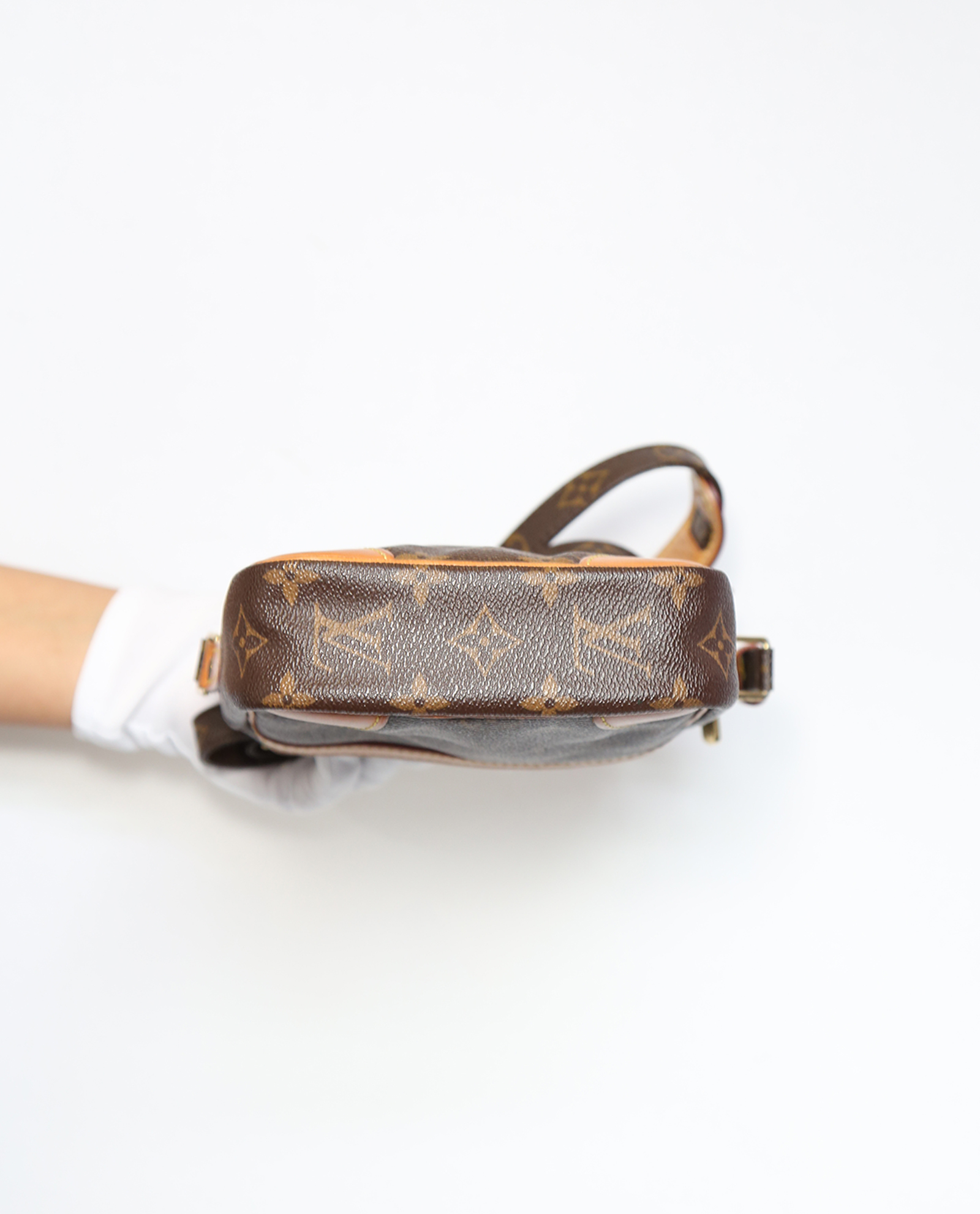 Louis Vuitton Monogram Canvas Ellipse Top Handle Bag ○ Labellov ○ Buy and  Sell Authentic Luxury