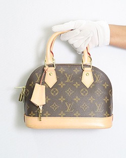 Shop Louis Vuitton ALMA Alma Bb by KICKSSTORE