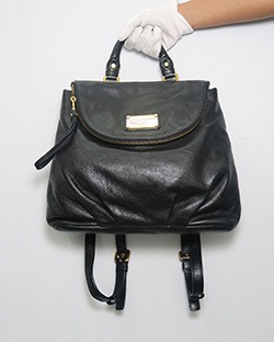marc jacobs classic q mariska backpack