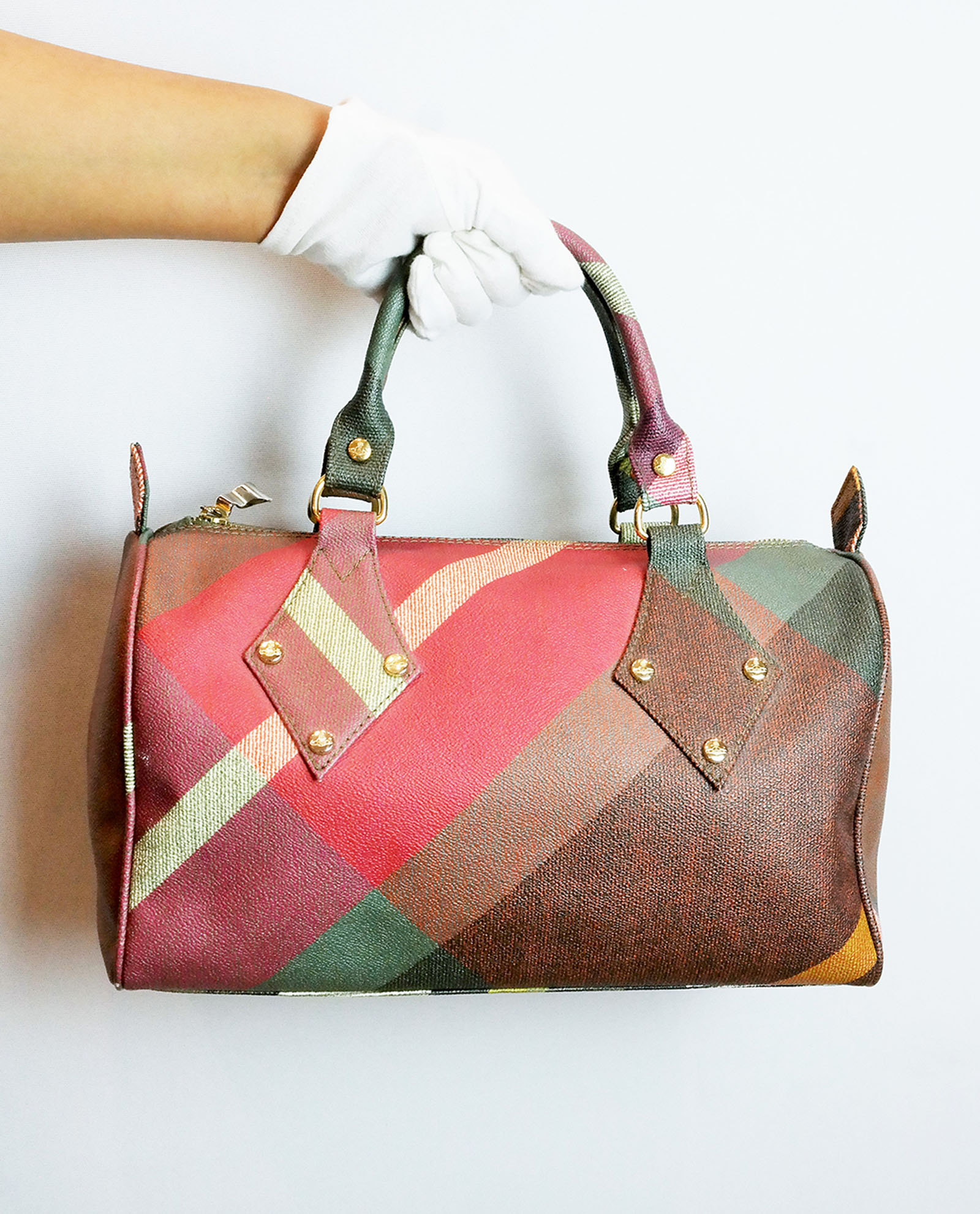 Pre-loved Derby Boston - £275