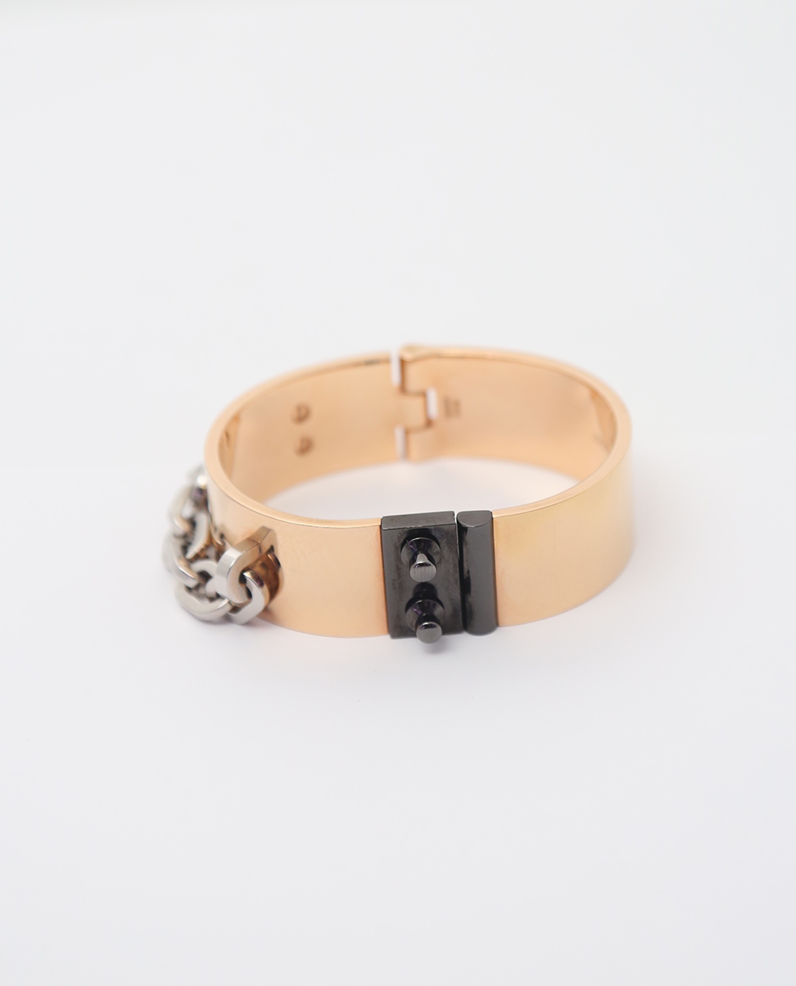 Lock Me' Cuff Bracelet