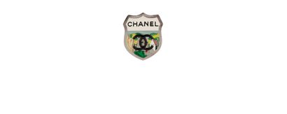 Chanel AW15 CC Coat Of Arms Pin, front view