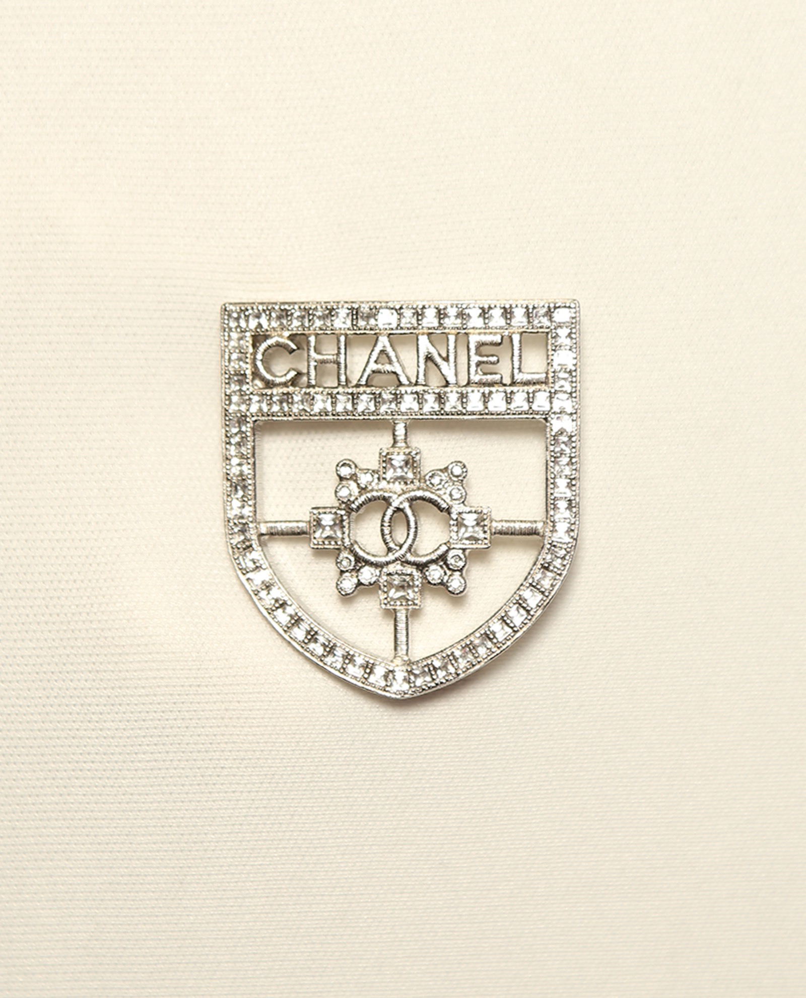 Chanel CC Badge Brooch, Brooches - Designer Exchange | Buy Sell Exchange