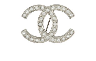 Chanel CC Pearl Brooch, front view