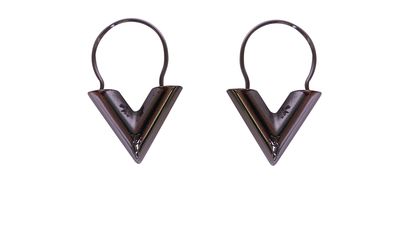 Louis Vuitton Essential V Hoop, front view