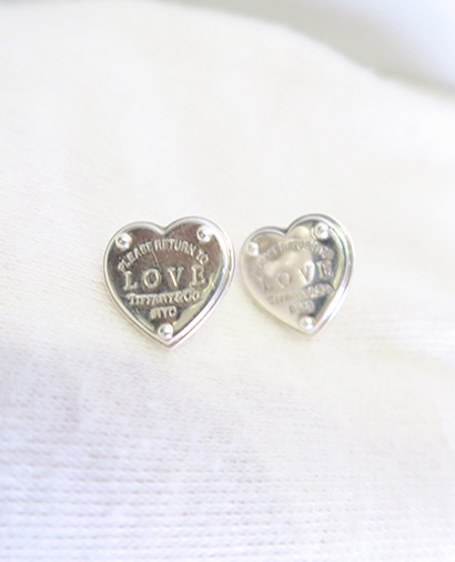 Tiffany Return To Love Heart Studs, front view