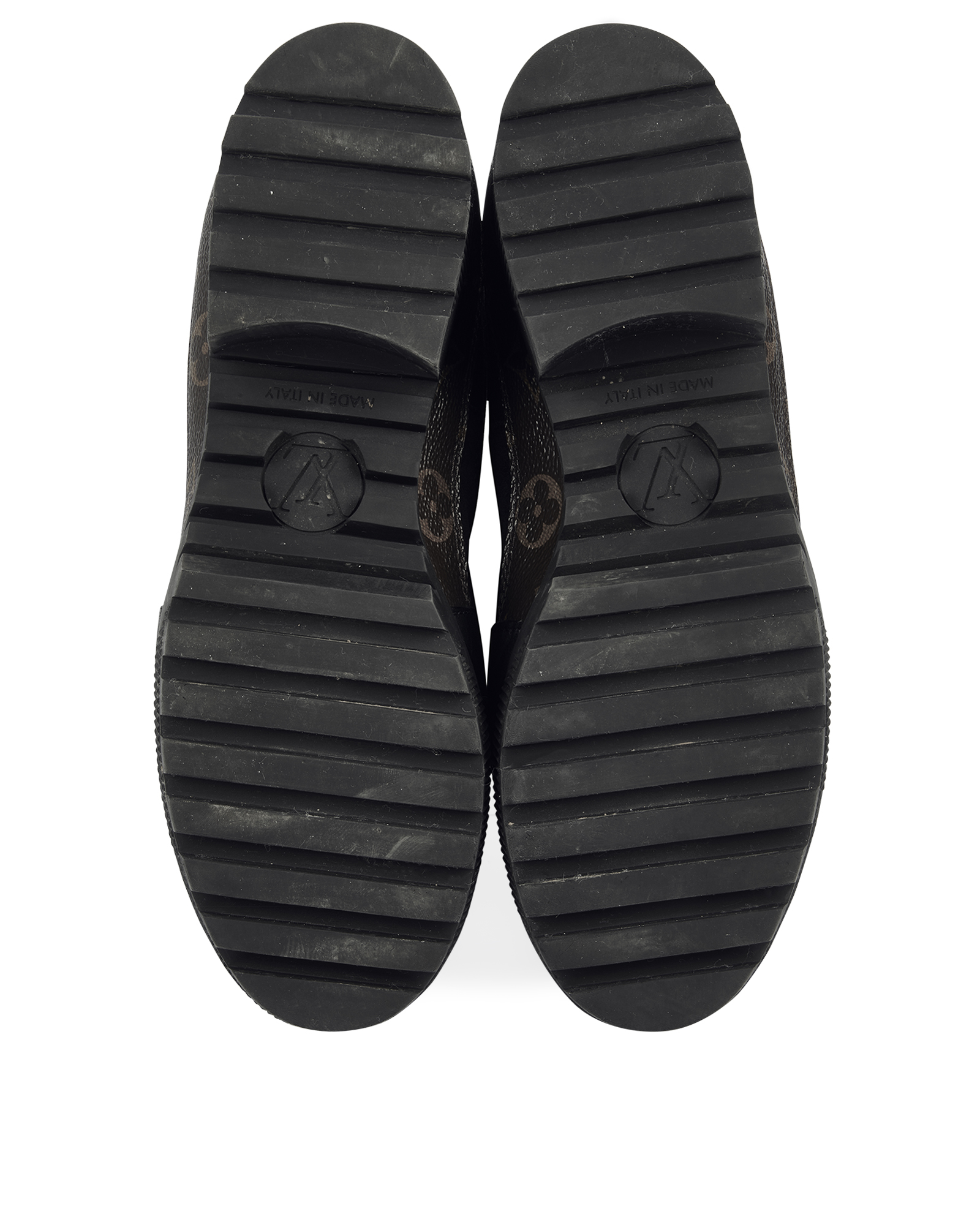 Louis Vuitton Laureate Desert Boot Women Size 42 - clothing & accessories -  by owner - apparel sale - craigslist
