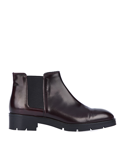 Tod`s Chelsea Boots, front view
