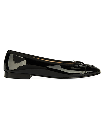 Chanel Ballerina's, front view