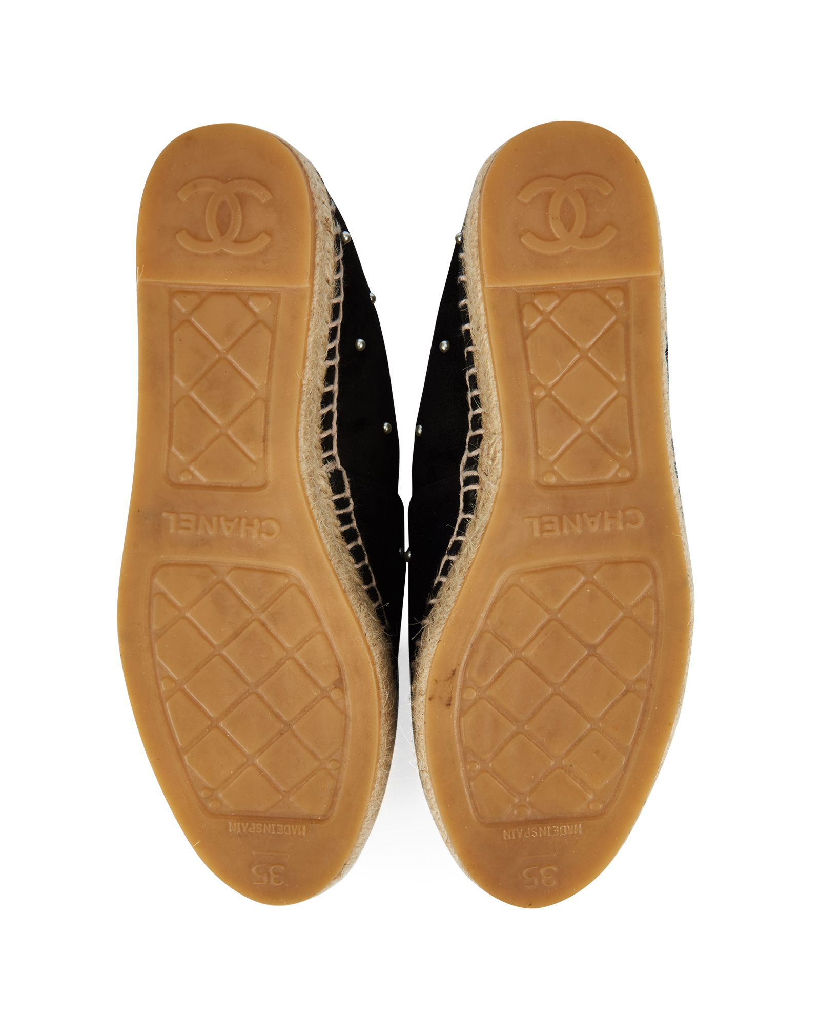 Chanel 2025 espadrilles pearl