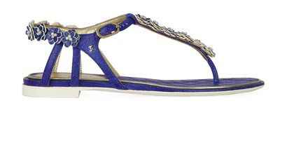 Chanel Camellia Thong Sandals. Leather, front view